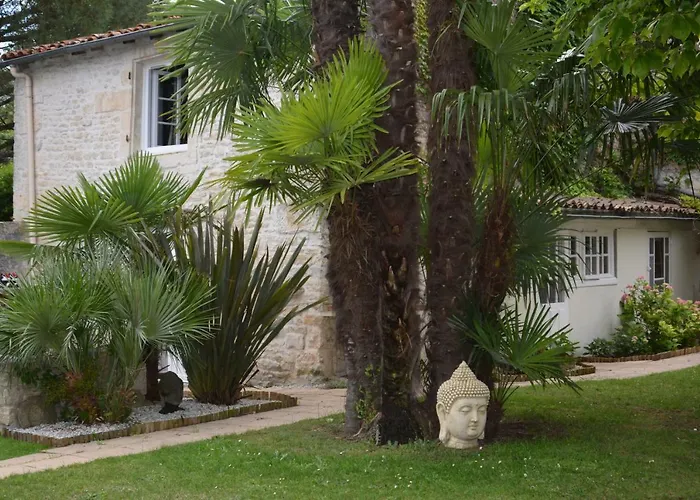 Le Petit Bois 公寓 *